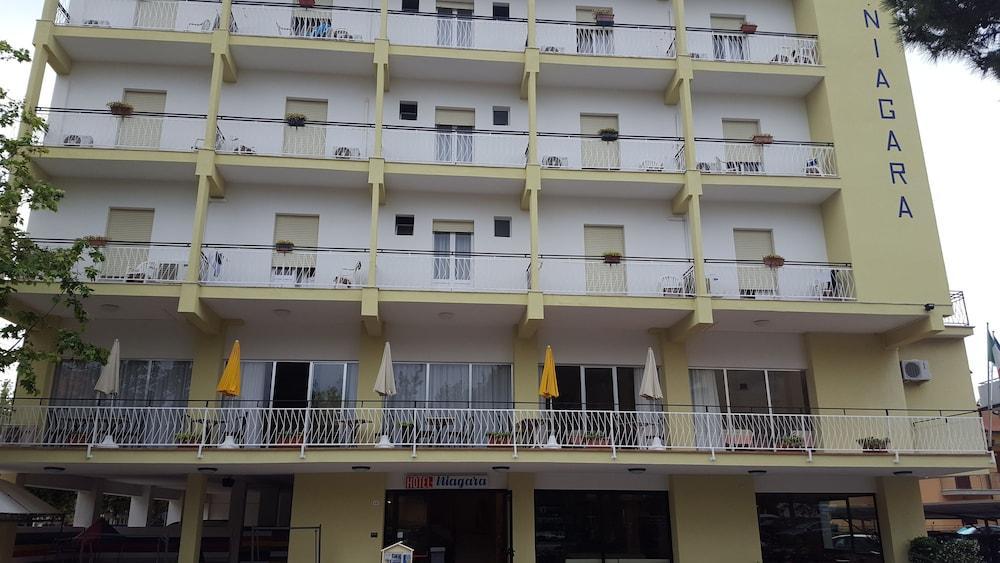 Hotel Ines Cesenatico Zewnętrze zdjęcie